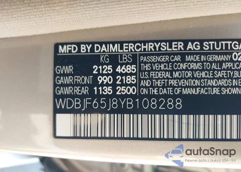 2000 Mercedes-Benz E 320 z USA, uszkodzony, nr VIN WDBJF65J8YB108288